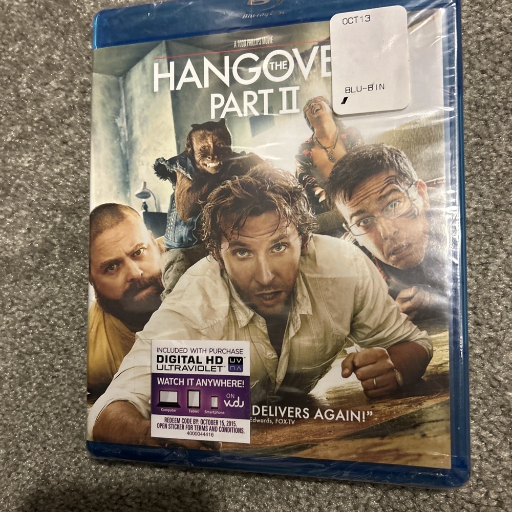 The Hangover 2 Blu-Ray Sealed, New, Bradly Cooper, Ed Helms, Ken Jeong
